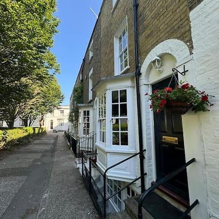 2 Bed Georgian Cottage, Ramsgate Extérieur photo